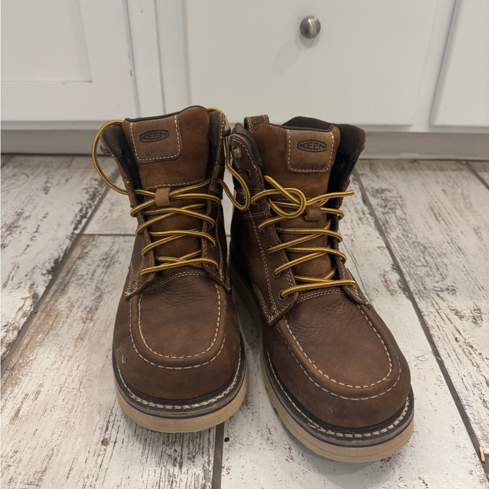 Keen Cincinnati Boots